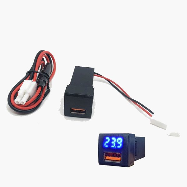 QC3 + VOLT METER 22MM X 22MM