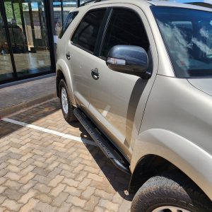 Rock Sliders (Fortuner 2005-2015)