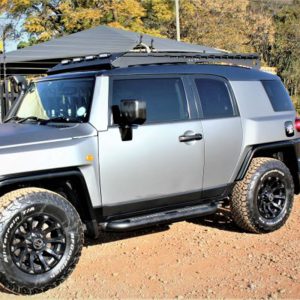 Rock Sliders (FJ Cruiser)