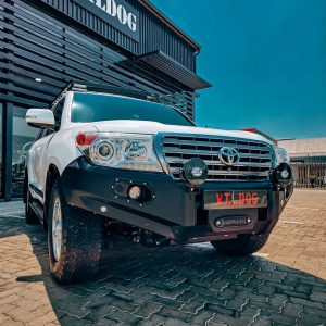 Front Replacement Bumper (LC200 VX PRE) Black