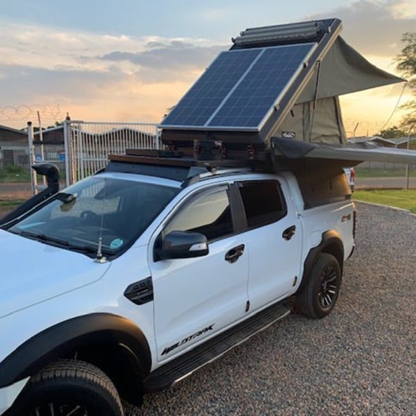 AX27™ Clamshell Rooftop Tent